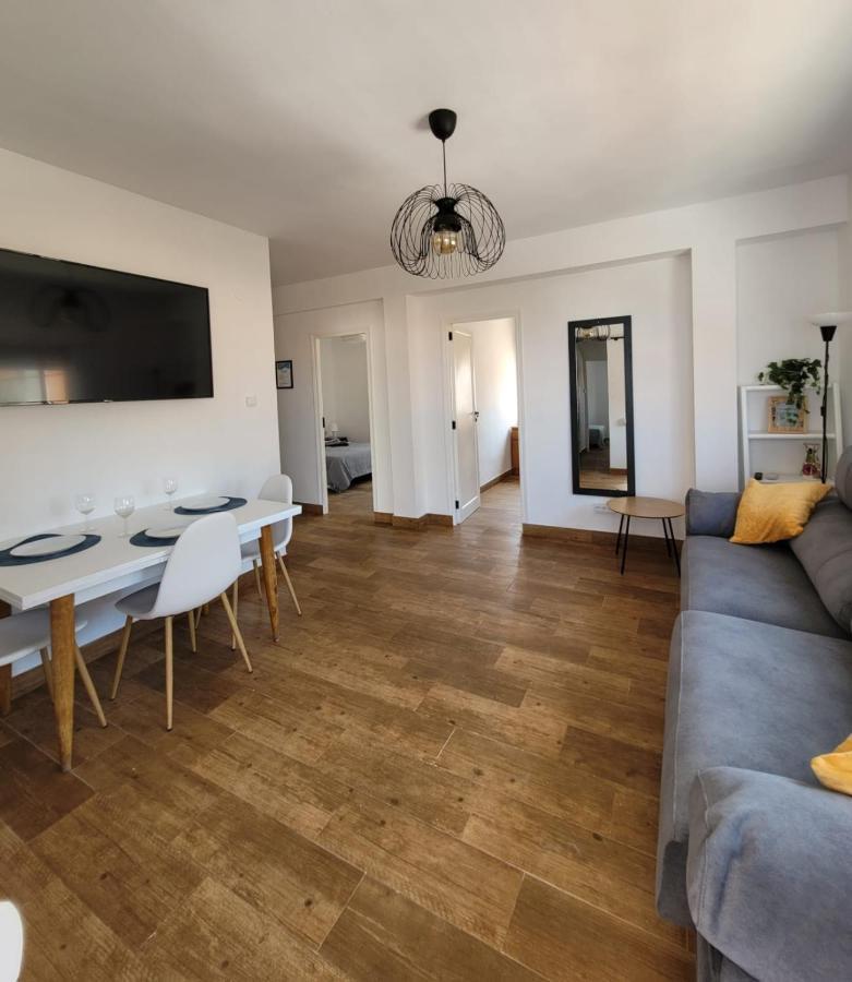Bella Vista Apartment Пилес Екстериор снимка